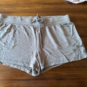 PJ Salvage knit solid shorts - Olive green - size L